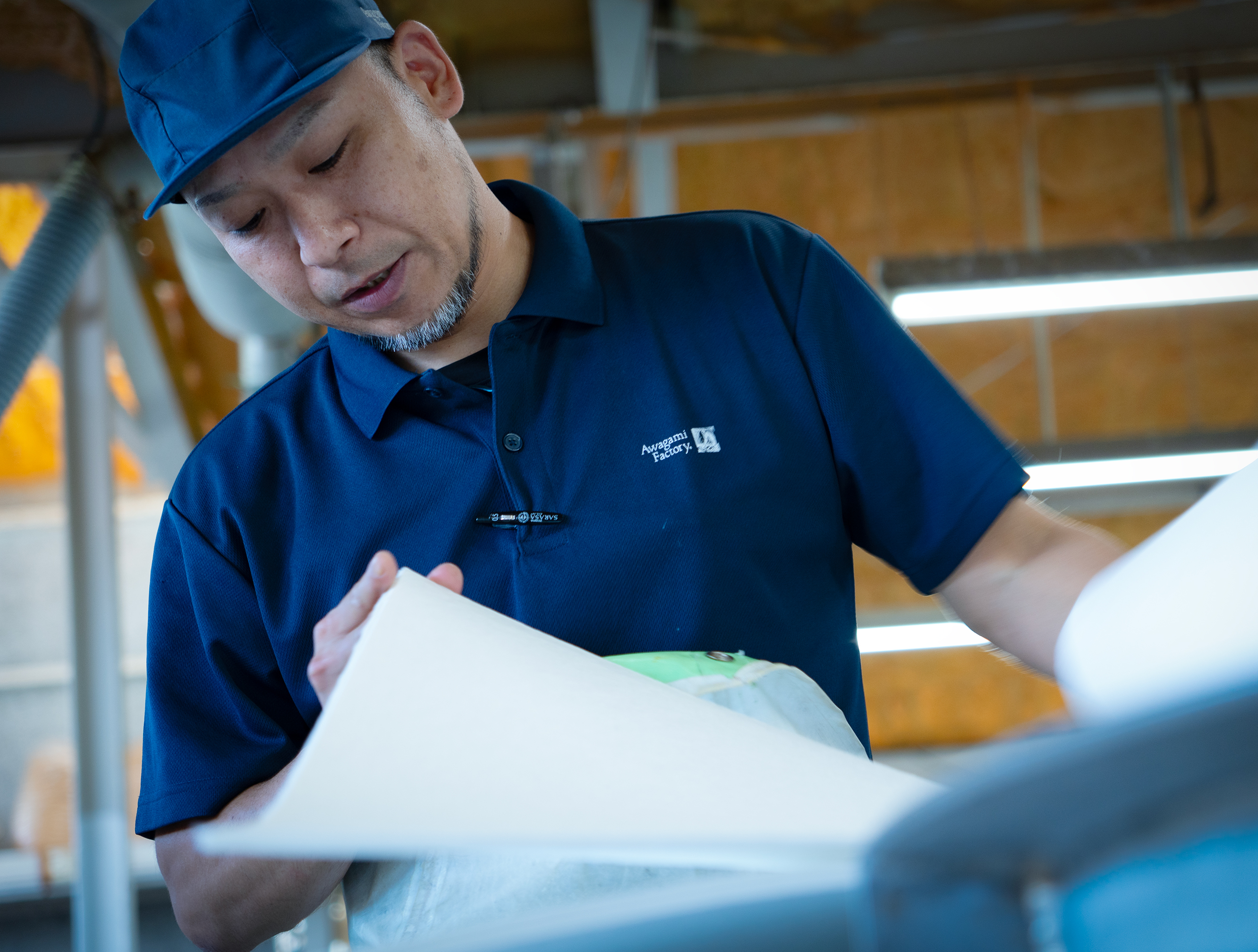 ���� ���c���i����