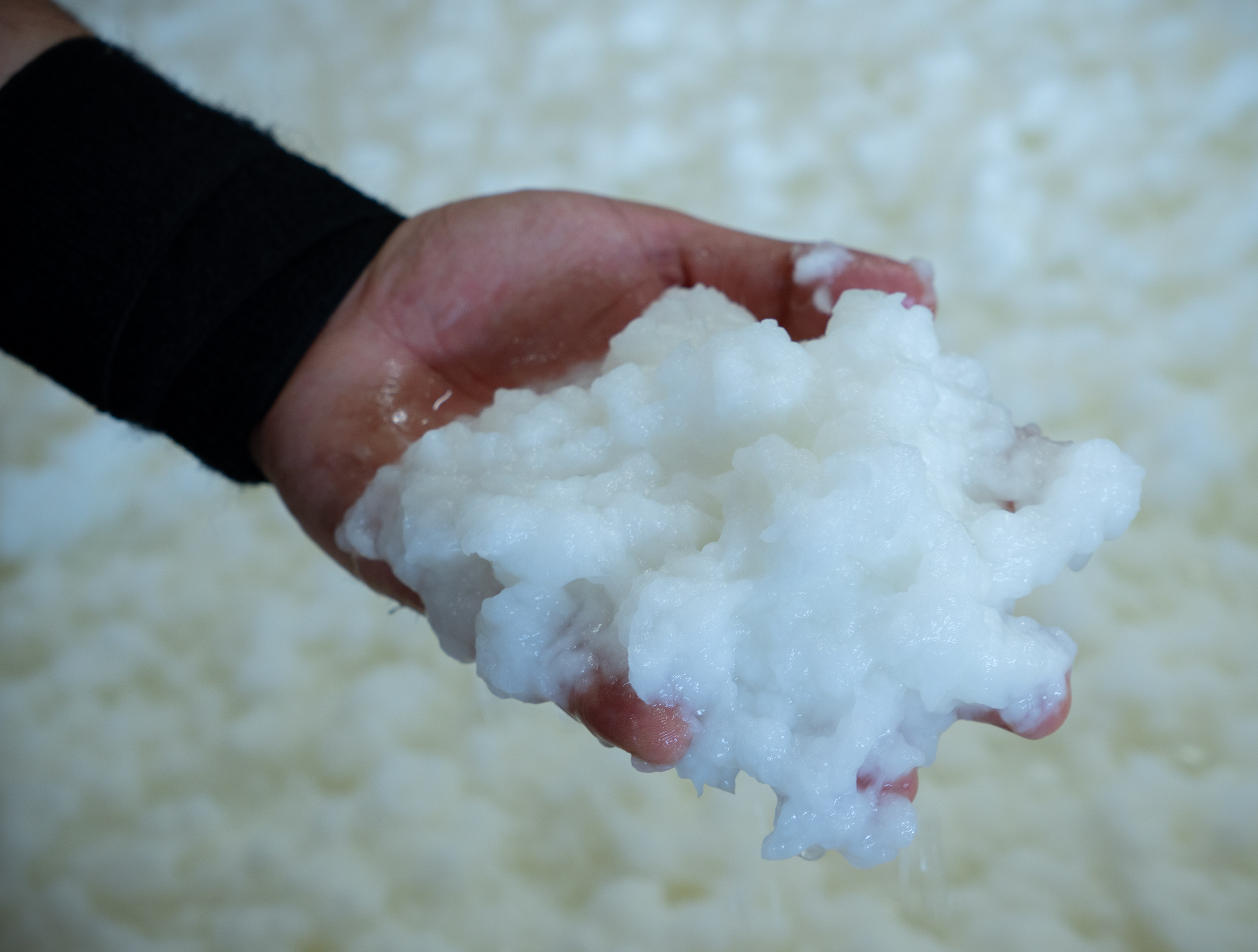 ���� ���c���i����